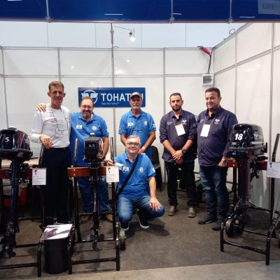 Visitando o Stand Tohatsu, para futuras parcerias (Diretor Altamiro, Cruz, Cuca, Elbio, Leicester e Alexandre)